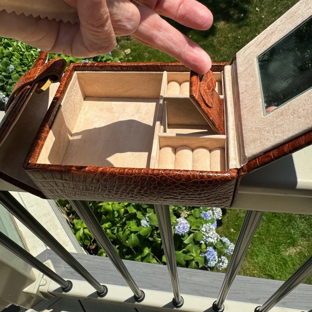 Travel Jewlery Case Brown Box Compact with Mirror Faux Leather - Picture 12 of 12